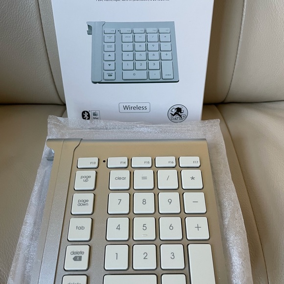 LMP Bluetooth Keypad - Picture 2 of 2